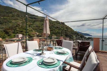 Apt. With An Exciting View Monterosso al Mare Exterior photo